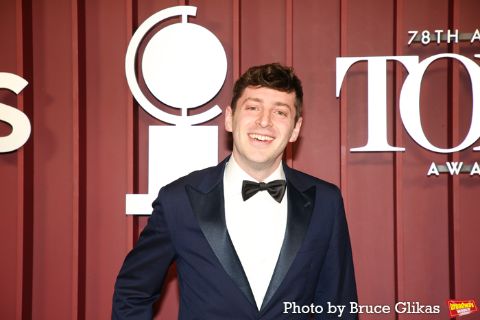 Photos: 2025 Tony Awards- Stars Walk the Red Carpet Image