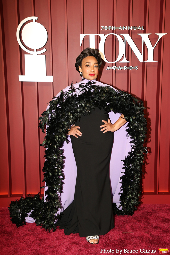 Photos: 2025 Tony Awards- Stars Walk the Red Carpet Image