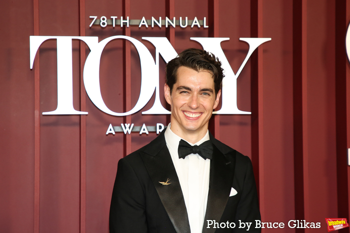 Photos: 2025 Tony Awards- Stars Walk the Red Carpet Image
