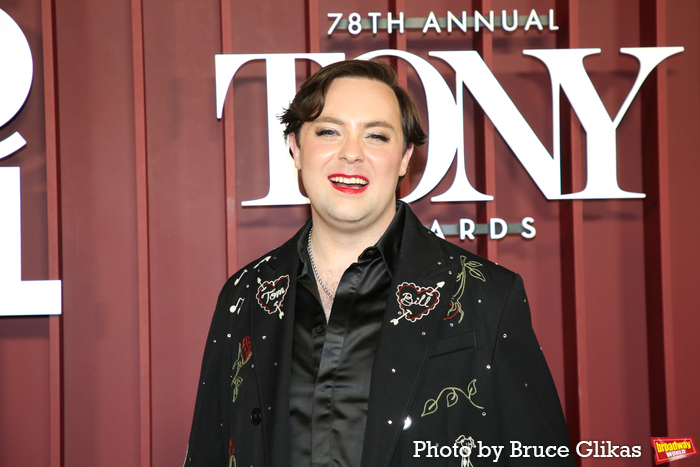 Photos: 2025 Tony Awards- Stars Walk the Red Carpet Image