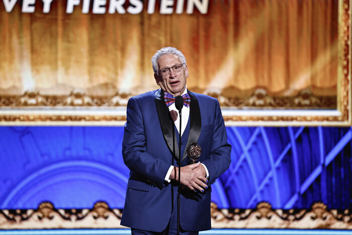 Photos: Inside the 2025 Tony Awards Ceremony Image