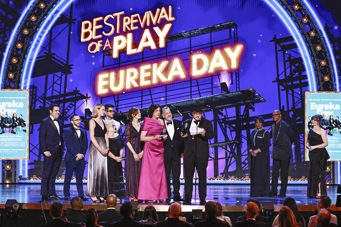 Photos: Inside the 2025 Tony Awards Ceremony Image