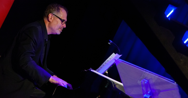 Review: Dorian Woodruff's FOREVER ME WITH LOVE Enchanted at Chelsea Table + Stage Image