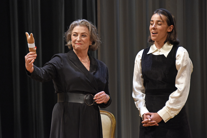 Photos: BY ROYAL APPOINTMENT At Theatre Royal Bath Image
