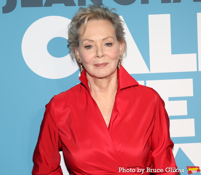 Photos: CALL ME IZZY Star Jean Smart Hit the Red Carpet on Opening Night Image