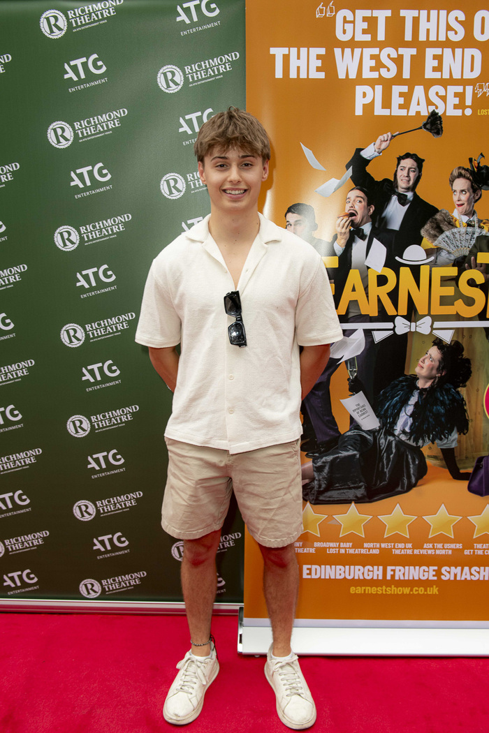 Photos: Gala Night for EARNEST? at Richmond Theatre Image