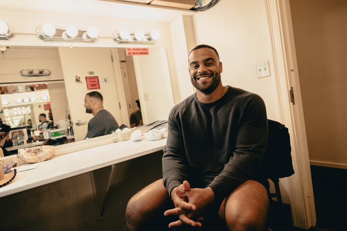 Photos/Video: NFL Star Solomon Thomas Makes Broadway Debut in MJ THE MUSICAL Image