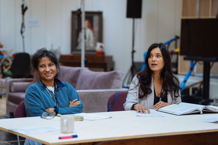 Photos: ESTATE In Rehearsal At The National Theatre Image