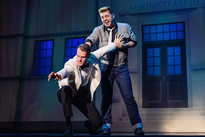 Photos: New Look At BACK TO THE FUTURE National Tour Image