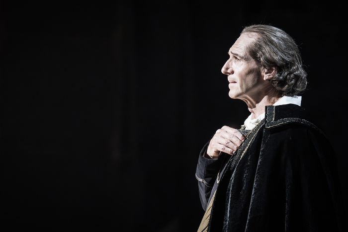 Photos: Ralph Fiennes and Miranda Raison in GRACE PERVADES Image
