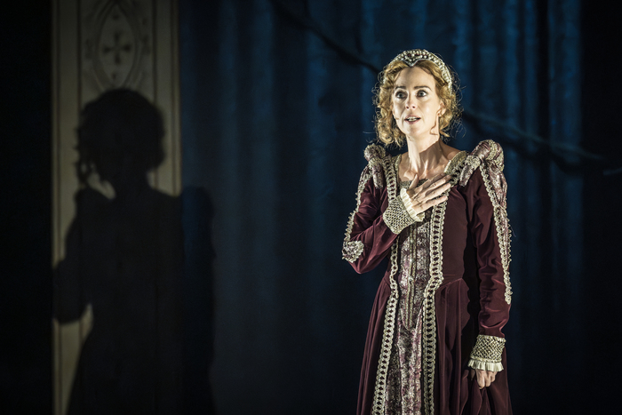 Photos: Ralph Fiennes and Miranda Raison in GRACE PERVADES Image