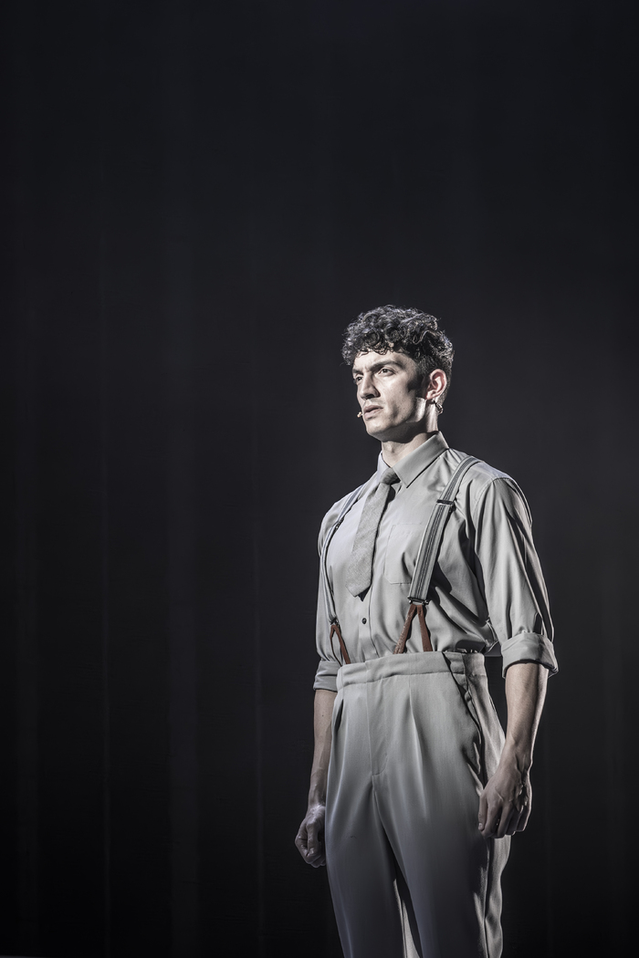 Photos: First Look at Rachel Zegler and the Cast of EVITA in London Image
