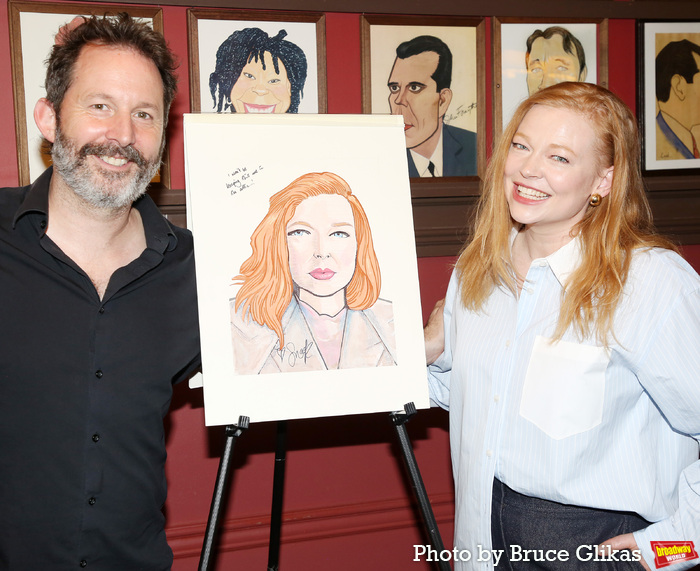 Photos: Tony Winner Sarah Snook Receives Portrait at Sardi's Image
