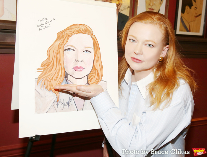 Photos: Tony Winner Sarah Snook Receives Portrait at Sardi's Image