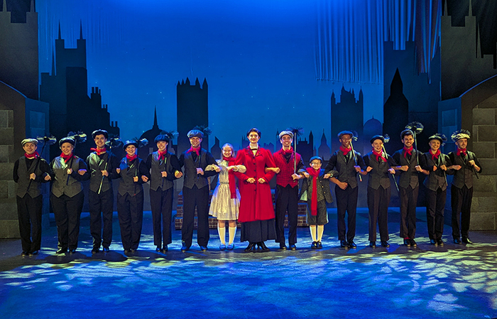 Photos: MARY POPPINS at Circa '21 Dinner Playhouse Image