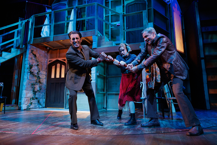 Exclusive: First Look at Jefferson Mays & More in NOISES OFF at The Old Globe Image