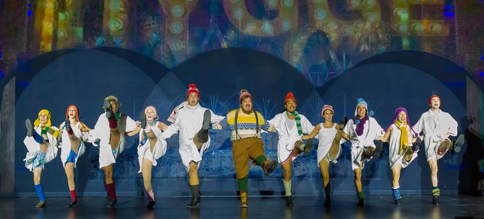 Exclusive: First Look at FROZEN at 5-Star Theatricals Image