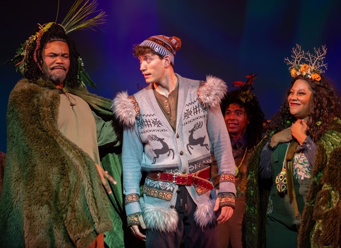 Exclusive: First Look at FROZEN at 5-Star Theatricals Image