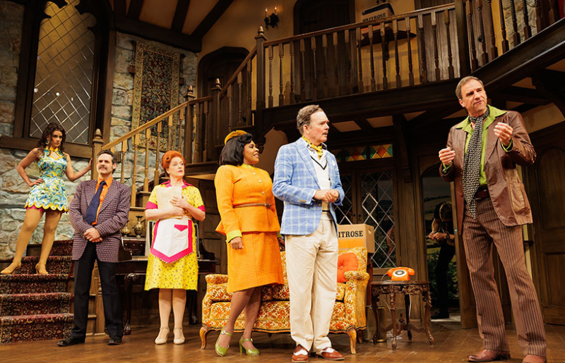 Review: NOISES OFF is Comedic Theatrical Mayhem at The Old Globe Image