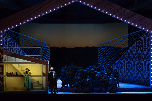 Photos: RIGOLETTO at The Santa Fe Opera Image