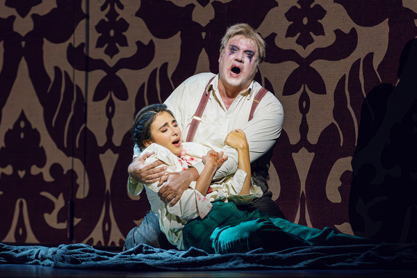 Photos: RIGOLETTO at The Santa Fe Opera Image