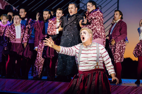 Photos: RIGOLETTO at The Santa Fe Opera Image