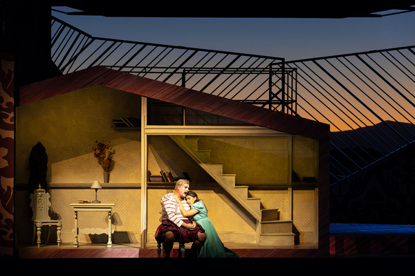 Photos: RIGOLETTO at The Santa Fe Opera Image