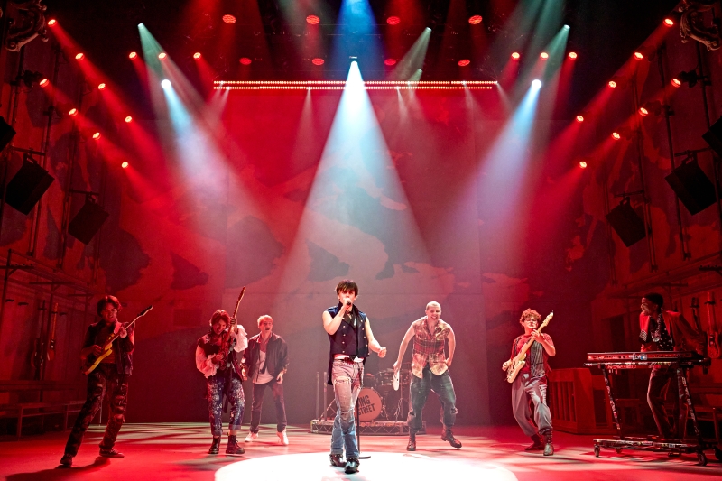 Review: SING STREET, Lyric Hammersmith Theatre Image