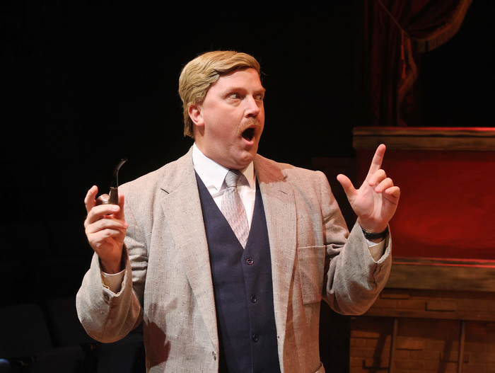 Photos: 39 STEPS at Main Street Theater Image