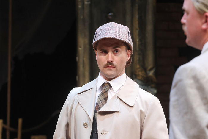 Photos: 39 STEPS at Main Street Theater Image