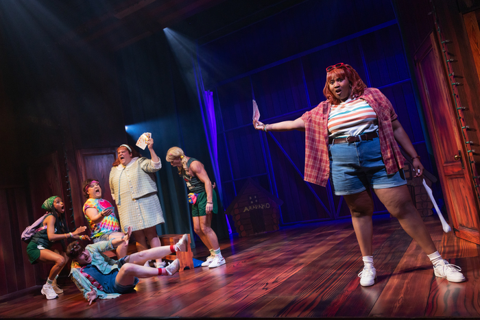 Photos: GINGER TWINSIES World Premiere First Look Image
