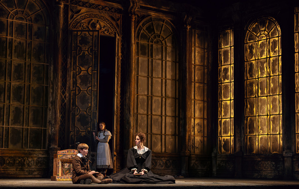 Photos: First Look at THE TURN OF THE SCREW At The Santa Fe Opera Image