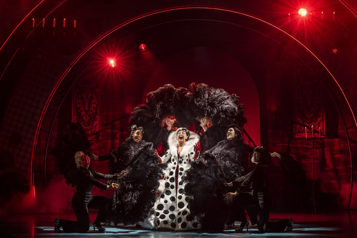 Photos: 101 DALMATIANS THE MUSICAL is Now Playing at the Eventim Apollo Image