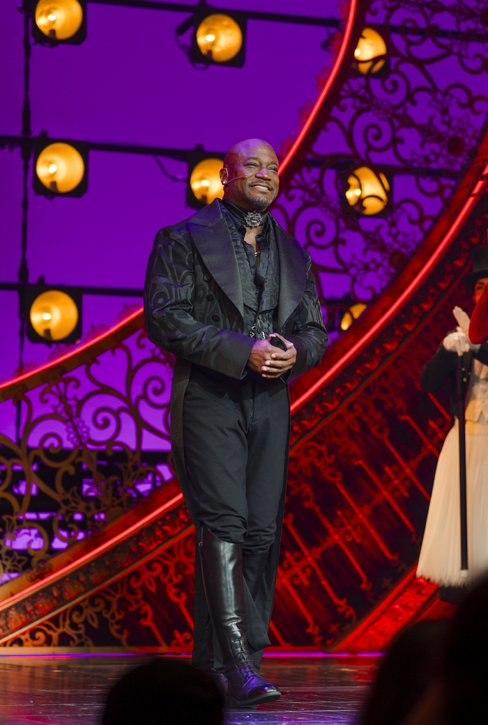 Photos: Wayne Brady and Taye Diggs Join the Cast of MOULIN ROUGE! THE MUSICAL Image