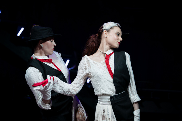 Photos: XOXO: LOVE LETTERS FROM NYC Shines At Chelsea Table & Stage Image