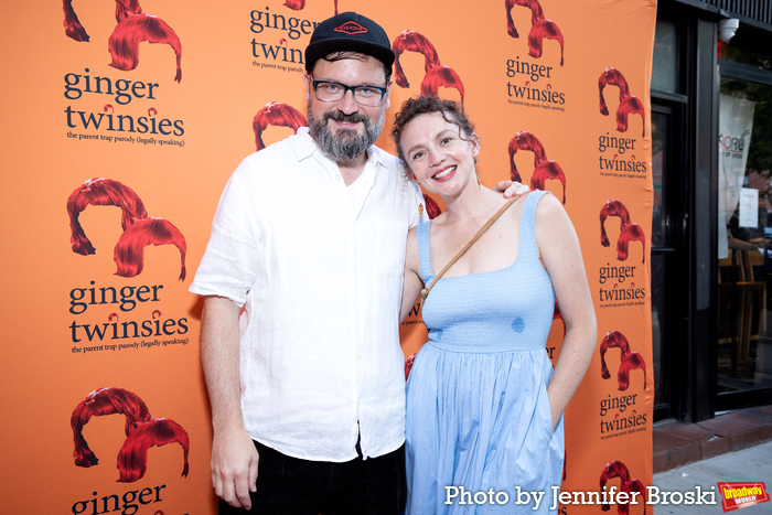 Photos: On the Opening Night Red Carpet for GINGER TWINSIES Image