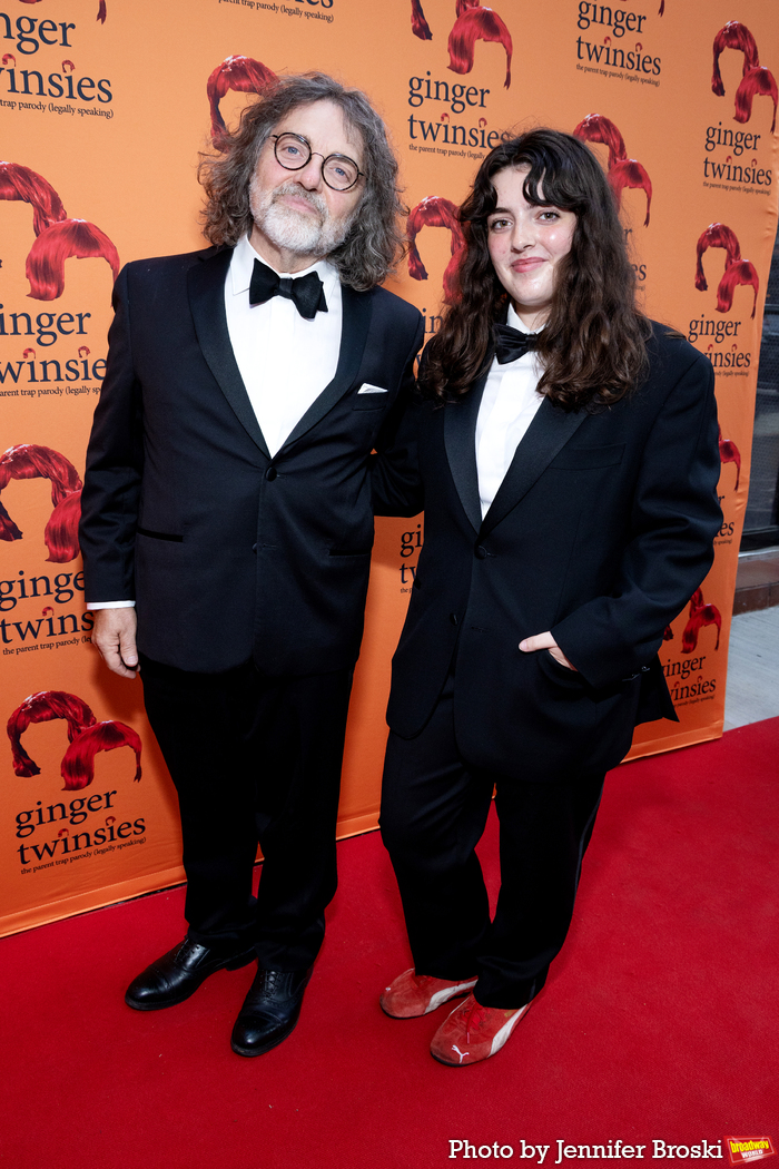 Photos: On the Opening Night Red Carpet for GINGER TWINSIES Image