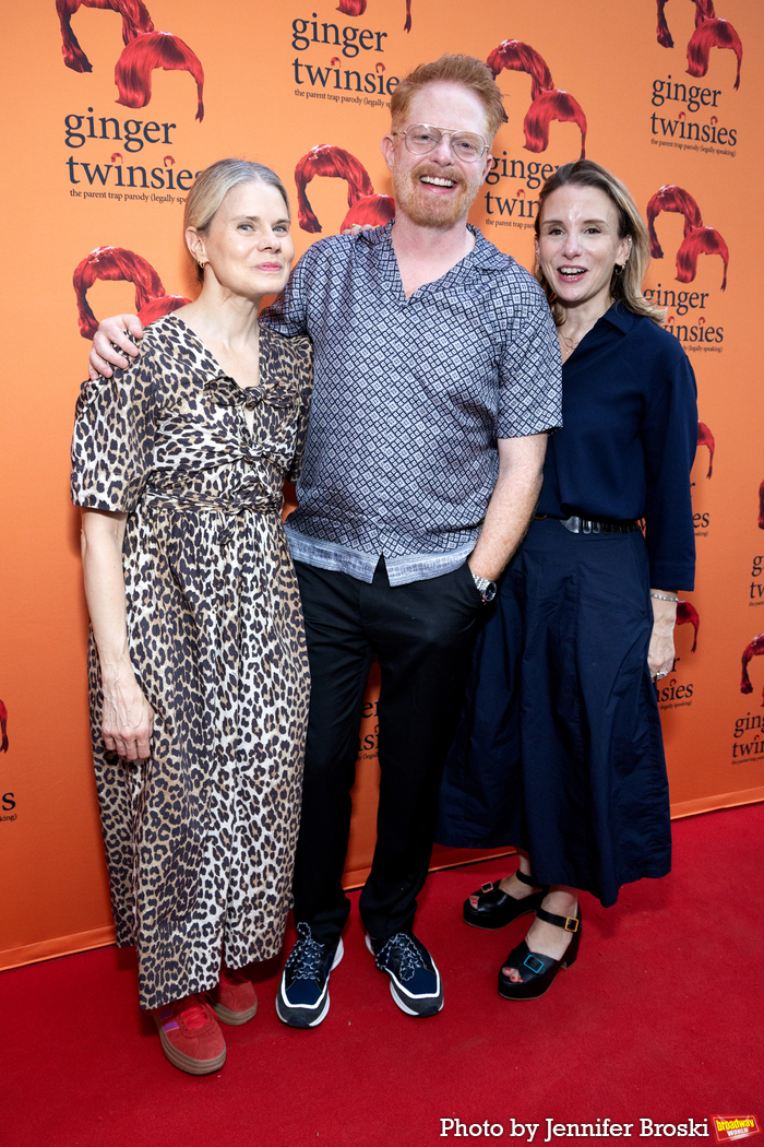 Photos: On the Opening Night Red Carpet for GINGER TWINSIES Image