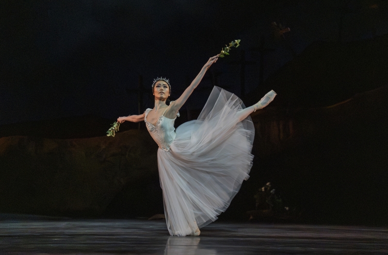 Review: GISELLE - NATIONAL BALLET OF JAPAN, Royal Ballet And Opera Image