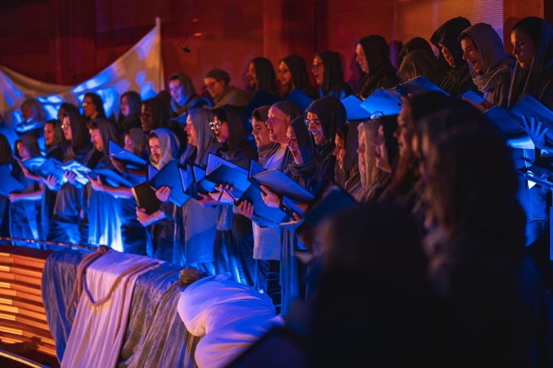 Review: Encore Performing Arts' THE HUNCHBACK OF NOTRE DAME Image