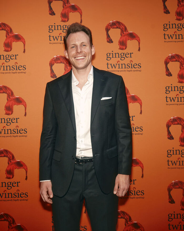 Photos: GINGER TWINSIES Celebrates Its Star-Studded Opening Night Image