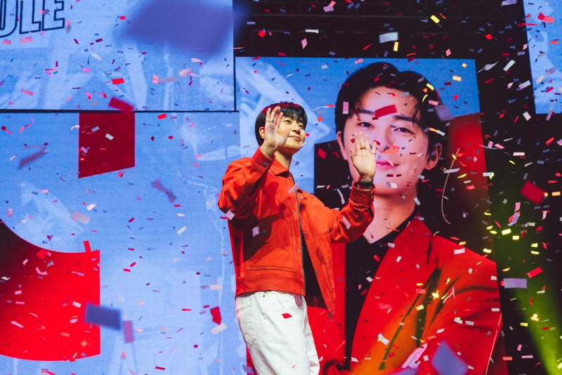 Photos: Park Seo-joon Charms Fans at 'Fit for Any Role' Event Image