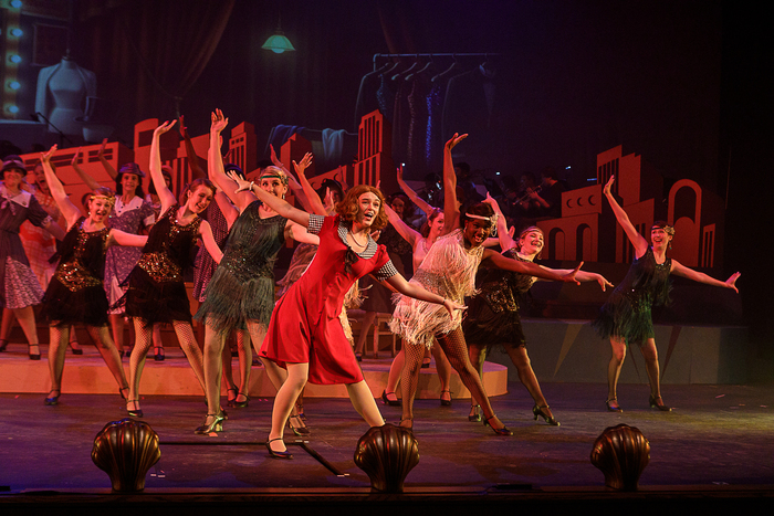 Review: BULLETS OVER BROADWAY at Summer Arts Intensive Image