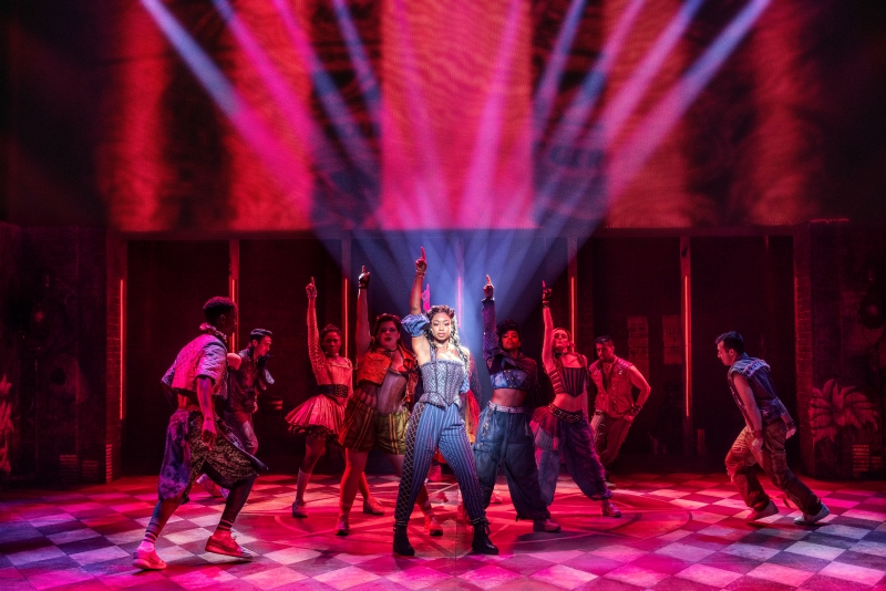 Review: & JULIET at The Paramount Theatre Image