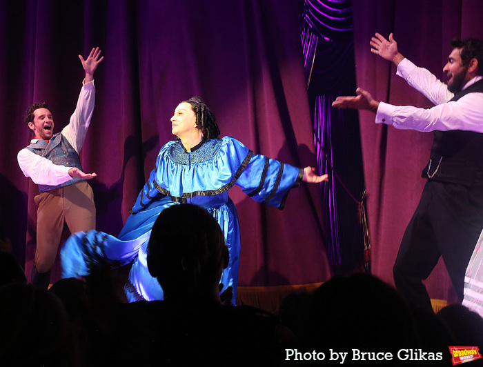 Photos: Jinkx Monsoon, Michael Urie, and More Take First Bows in OH, MARY! Image