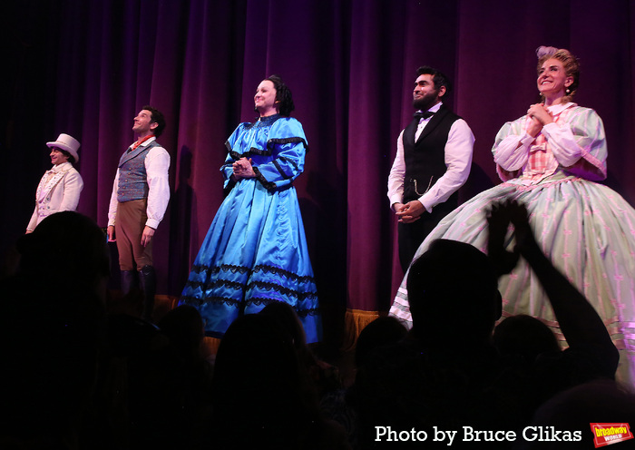 Photos: Jinkx Monsoon, Michael Urie, and More Take First Bows in OH, MARY! Image