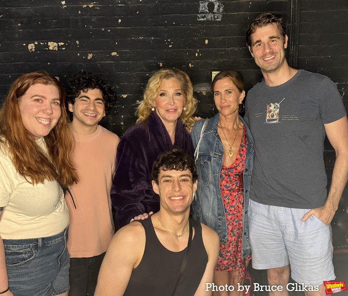 Photos: Kristen Wiig Visits OH, MARY! With Tituss Burgess and More Image
