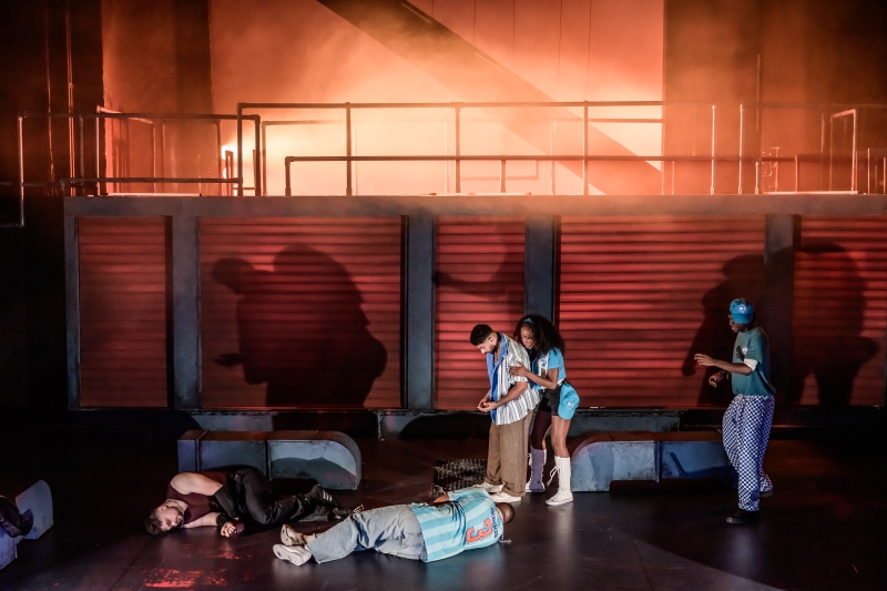 Review: ROMEO & JULIET, Stratford East Image