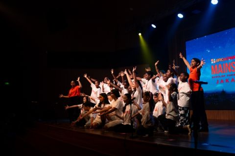 Review: Camp Broadway Indonesia's Mainstage Soars with Peter Pan Jr. Image