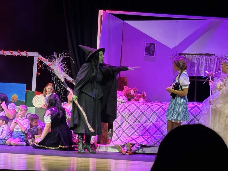 Review: THE WIZARD OF OZ at Studio 42 & Co in Manila Image